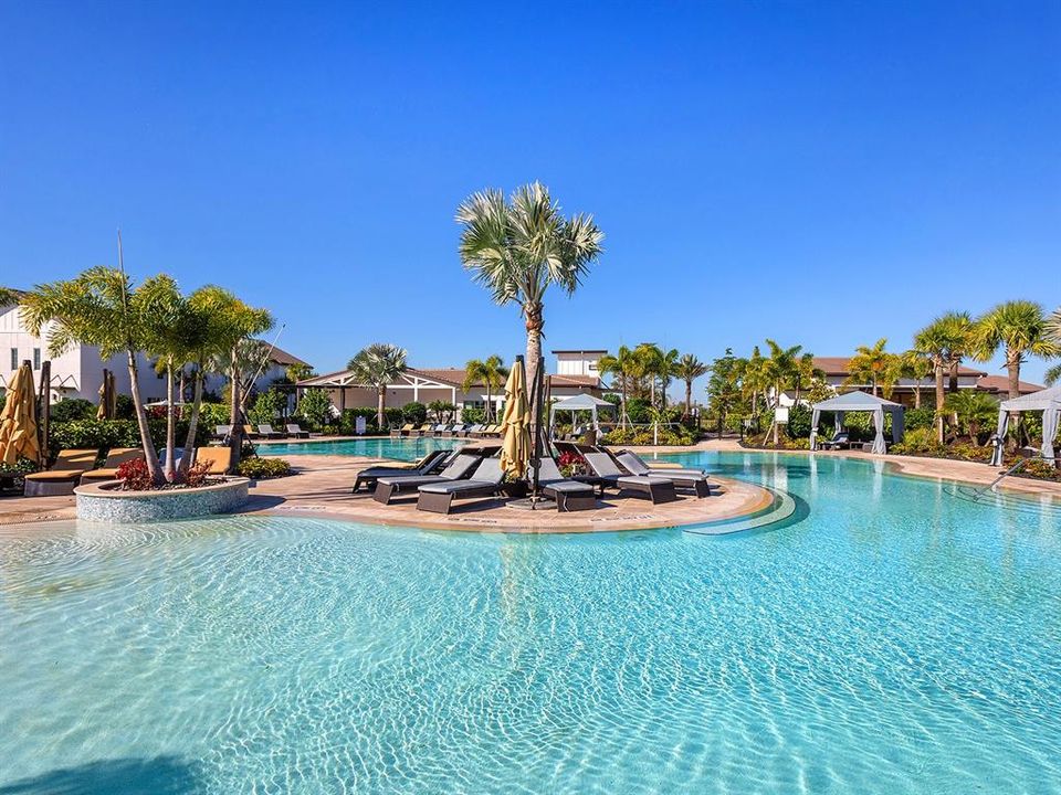 For Sale: $3,999,000 (4 beds, 5 baths, 6488 Square Feet)