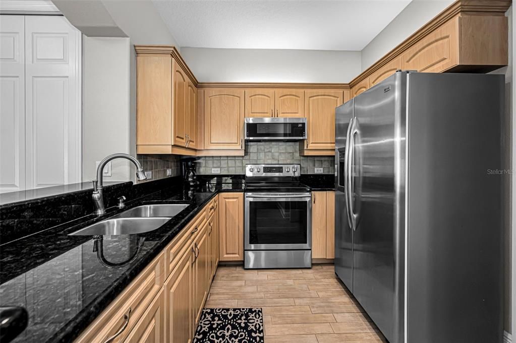 For Sale: $1,395,500 (5 beds, 4 baths, 4320 Square Feet)