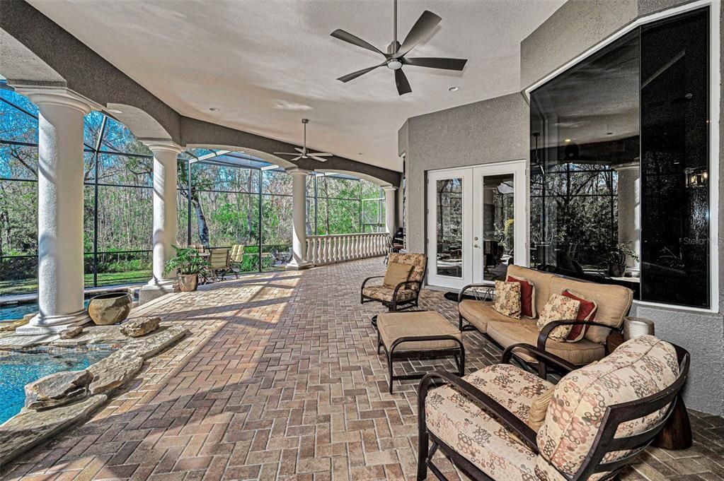 For Sale: $1,395,500 (5 beds, 4 baths, 4320 Square Feet)