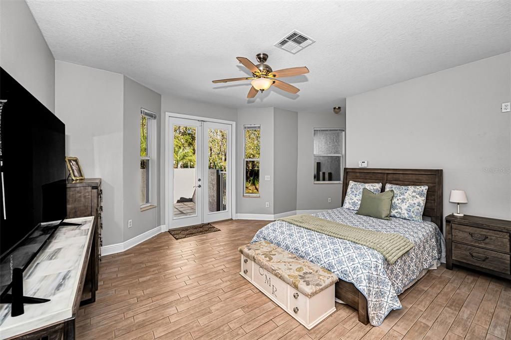 For Sale: $1,395,500 (5 beds, 4 baths, 4320 Square Feet)