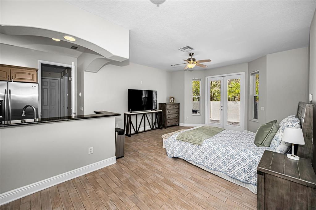 For Sale: $1,395,500 (5 beds, 4 baths, 4320 Square Feet)