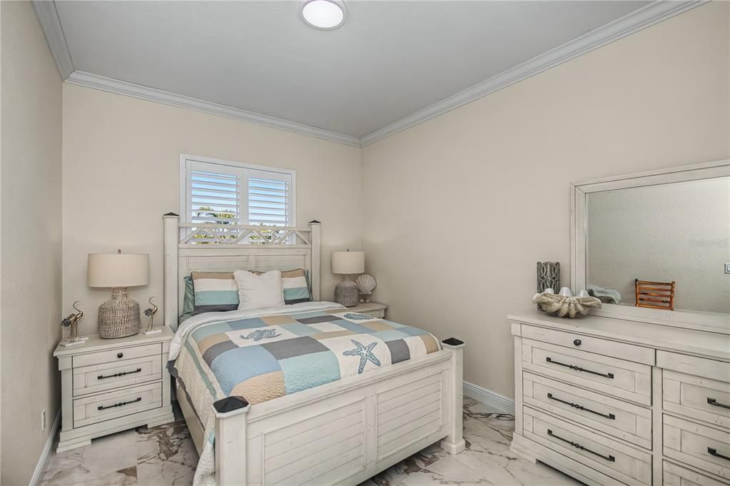 For Sale: $1,350,000 (4 beds, 4 baths, 3490 Square Feet)