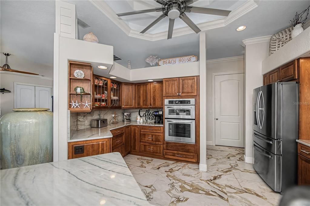 For Sale: $1,350,000 (4 beds, 4 baths, 3490 Square Feet)