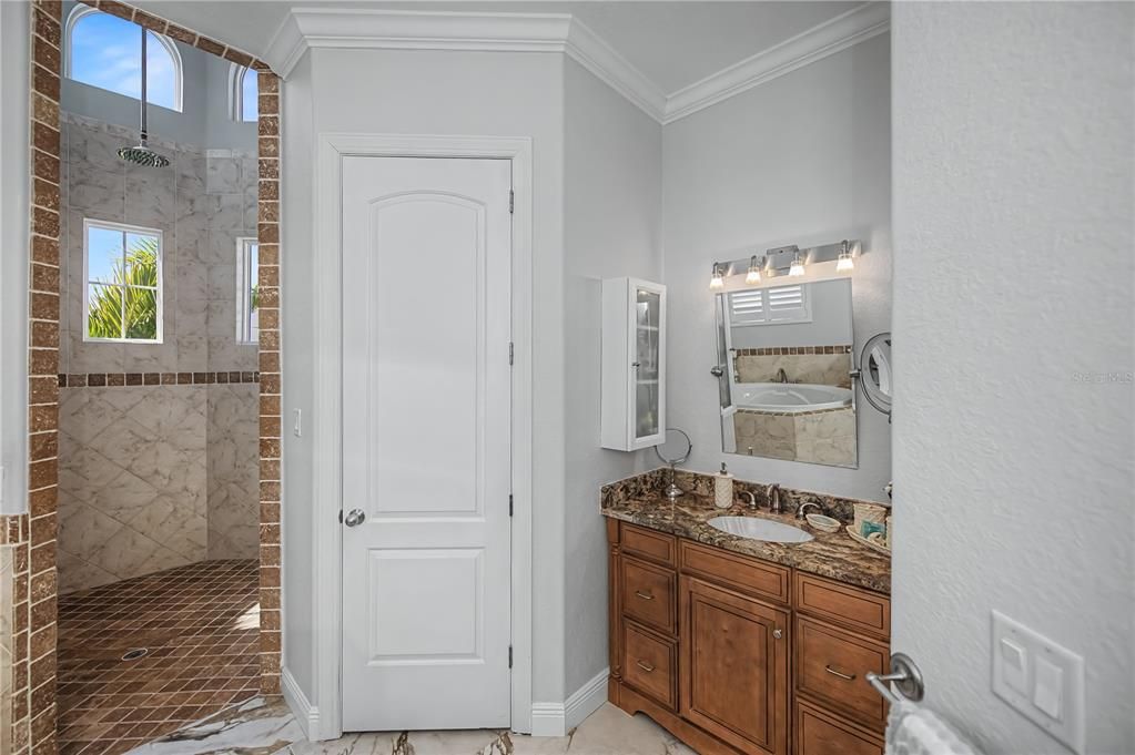 For Sale: $1,350,000 (4 beds, 4 baths, 3490 Square Feet)