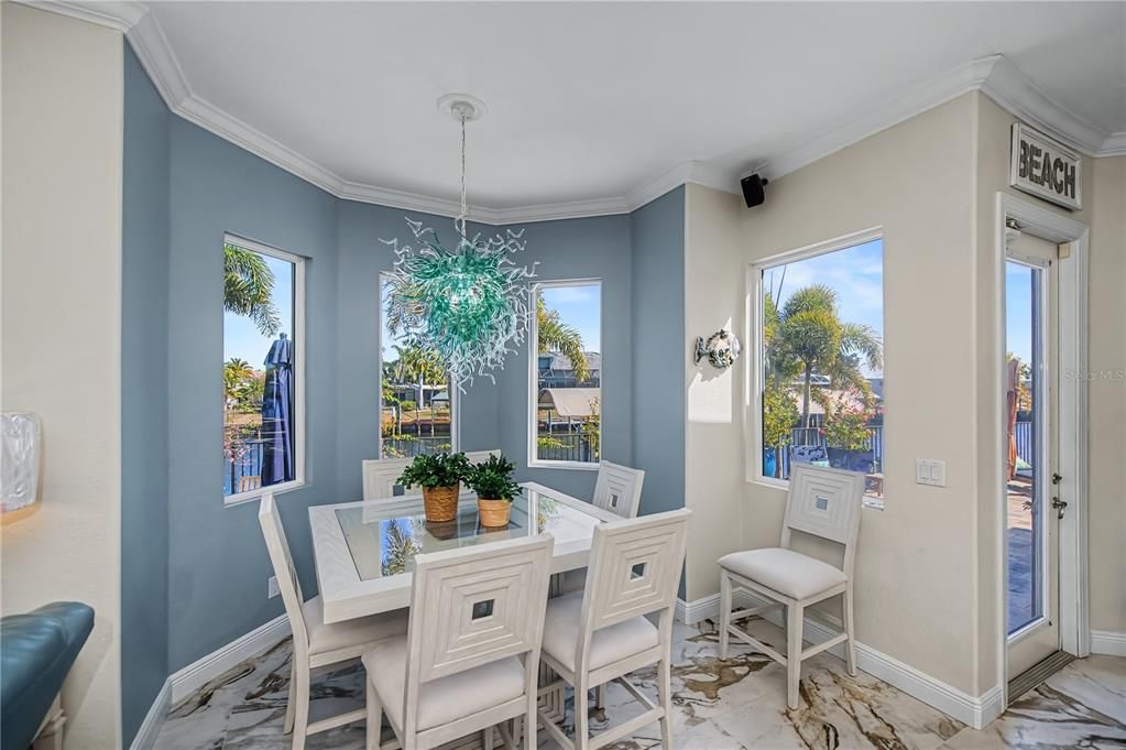 For Sale: $1,350,000 (4 beds, 4 baths, 3490 Square Feet)