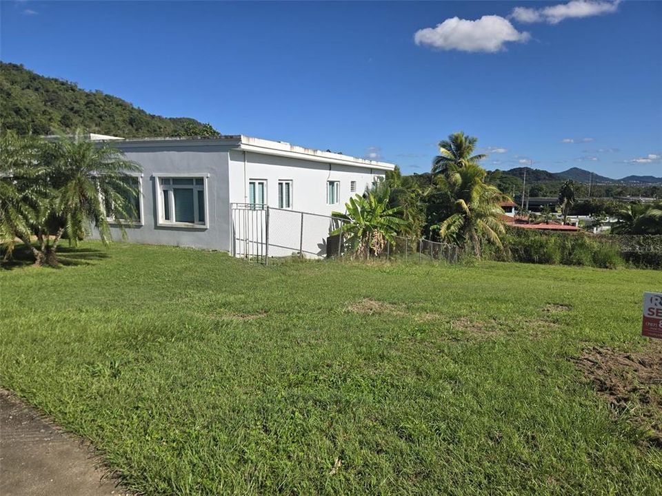На продажу: $150,000 (0.25 acres)