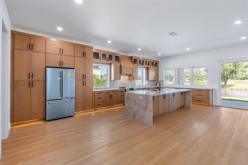 En Venta: $1,290,000 (4 camas, 3 baños, 3041 Pies cuadrados)