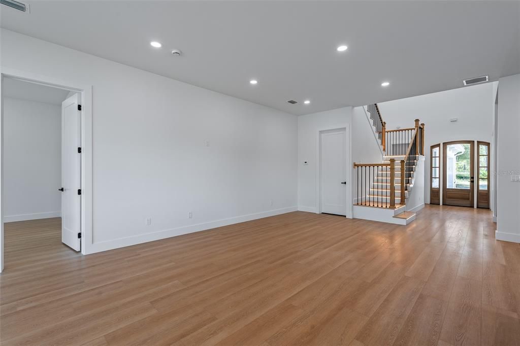 En Venta: $1,290,000 (4 camas, 3 baños, 3041 Pies cuadrados)