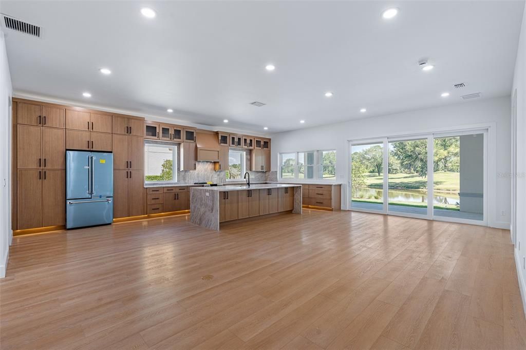 En Venta: $1,290,000 (4 camas, 3 baños, 3041 Pies cuadrados)