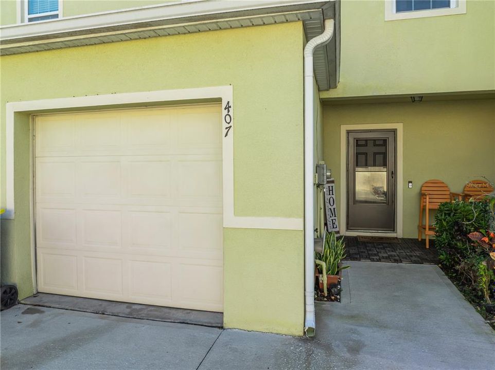 Active With Contract: $264,900 (3 beds, 3 baths, 1507 Square Feet)