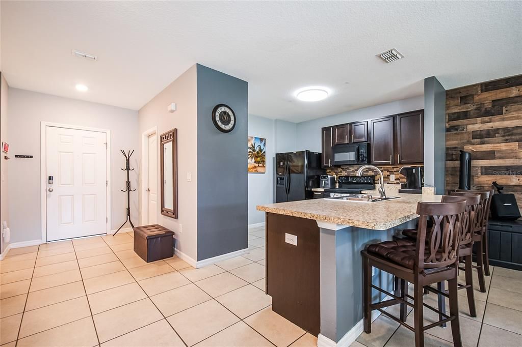 Active With Contract: $264,900 (3 beds, 3 baths, 1507 Square Feet)