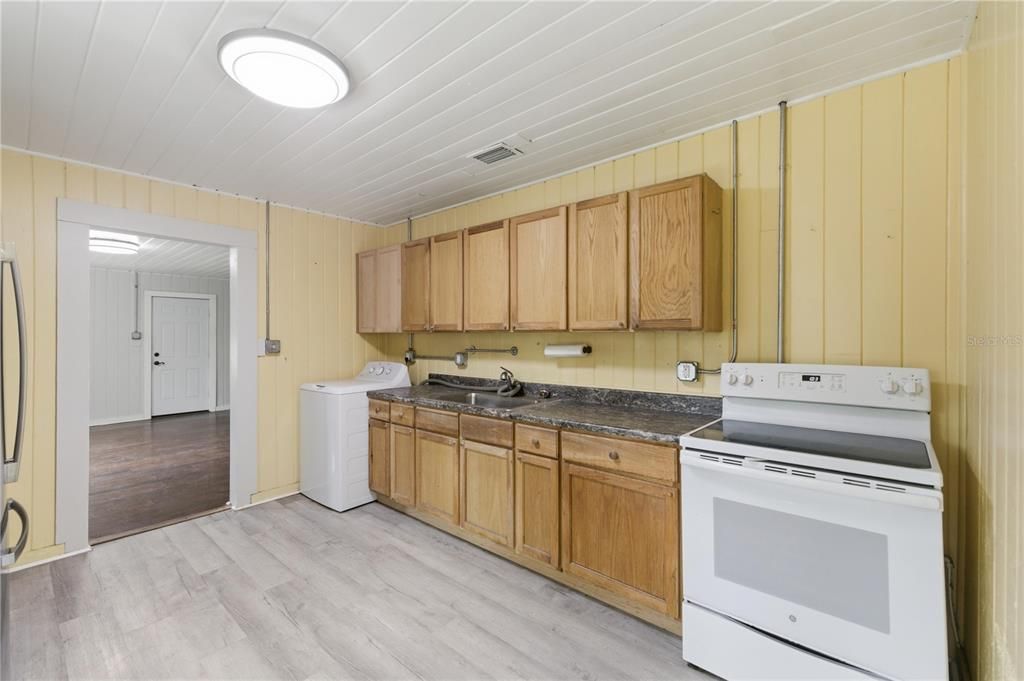 En Venta: $189,000 (4 camas, 1 baños, 1056 Pies cuadrados)