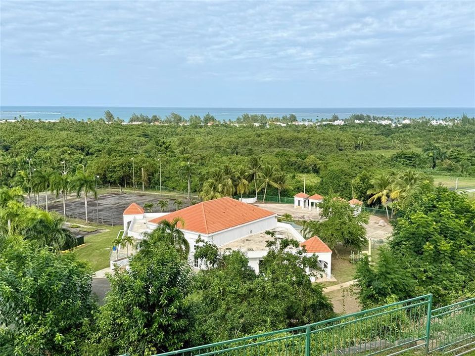 En Venta: $345,000 (3 camas, 2 baños, 1861 Pies cuadrados)