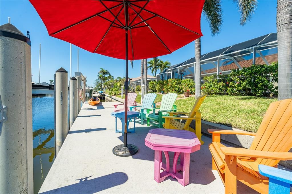 Active With Contract: $699,000 (3 beds, 3 baths, 1974 Square Feet)