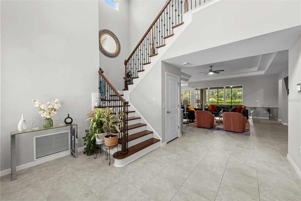 Activo con contrato: $669,900 (5 camas, 4 baños, 3461 Pies cuadrados)