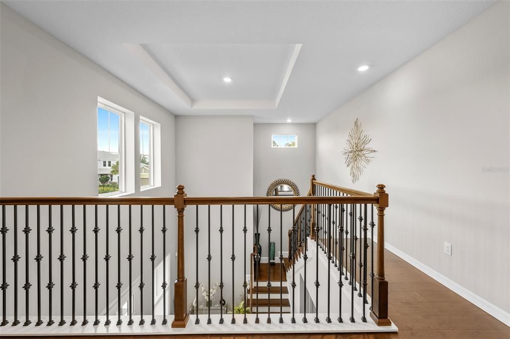 Activo con contrato: $669,900 (5 camas, 4 baños, 3461 Pies cuadrados)