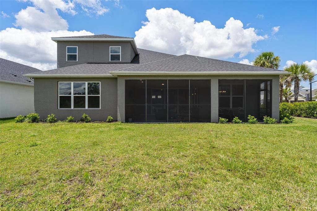 Activo con contrato: $669,900 (5 camas, 4 baños, 3461 Pies cuadrados)