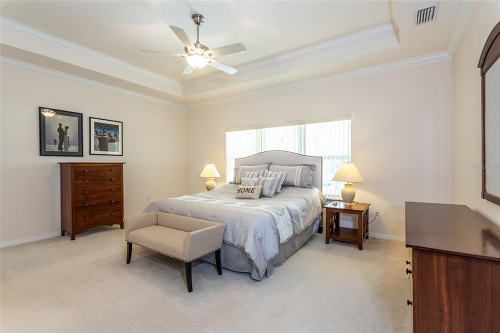 For Sale: $898,900 (4 beds, 3 baths, 2858 Square Feet)
