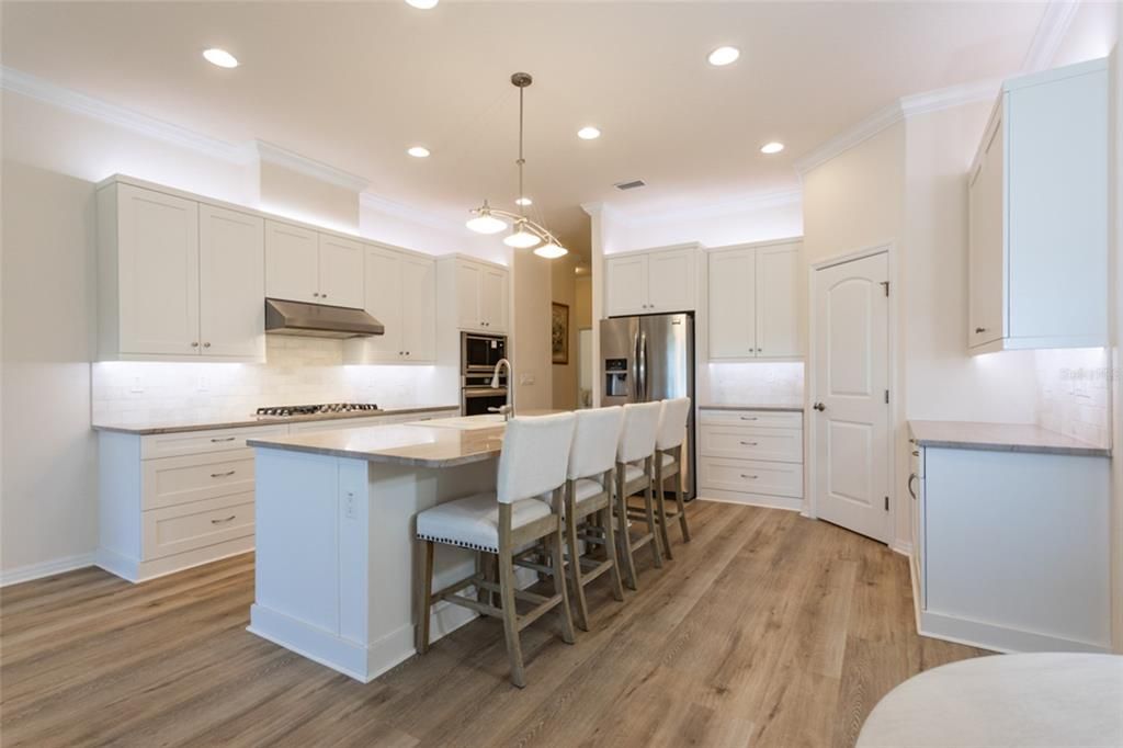 For Sale: $898,900 (4 beds, 3 baths, 2858 Square Feet)