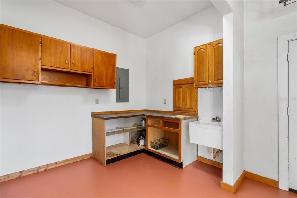 For Sale: $374,800 (3 beds, 2 baths, 2232 Square Feet)