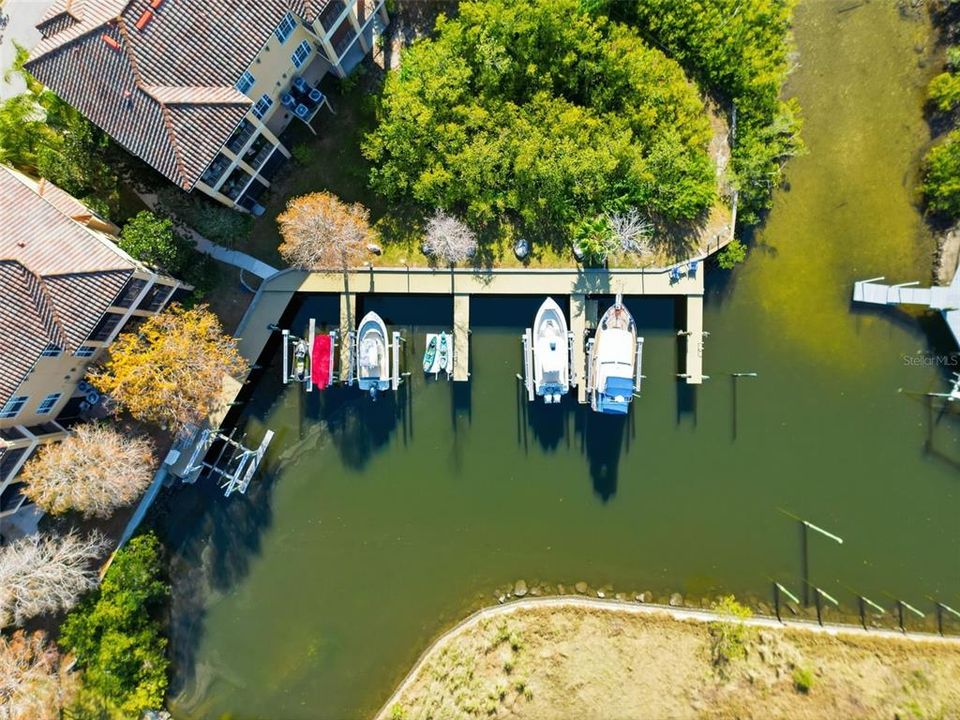 En Venta: $385,000 (3 camas, 3 baños, 2510 Pies cuadrados)