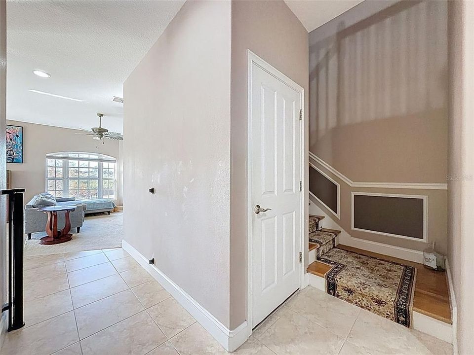 En Venta: $385,000 (3 camas, 3 baños, 2510 Pies cuadrados)