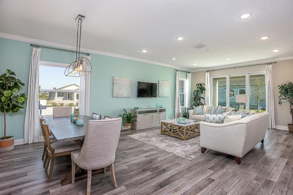 Active With Contract: $374,990 (4 beds, 3 baths, 2151 Square Feet)