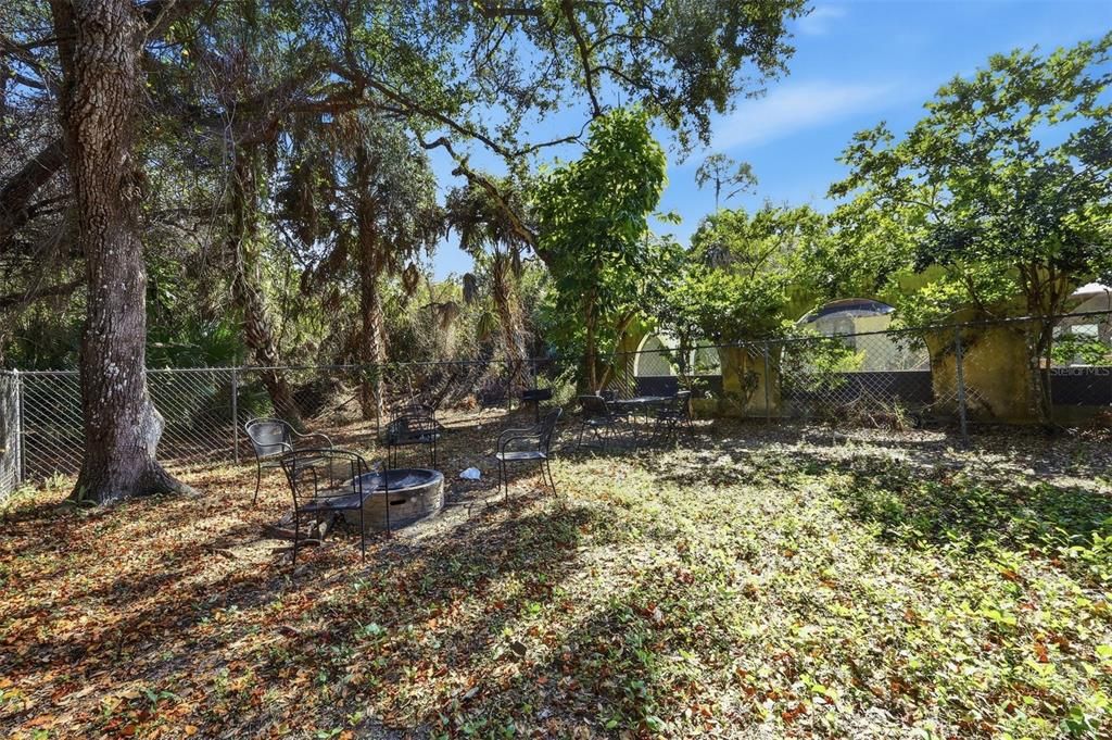 For Sale: $878,500 (6 beds, 3 baths, 5514 Square Feet)