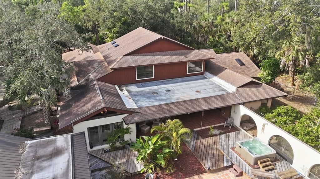 For Sale: $878,500 (6 beds, 3 baths, 5514 Square Feet)