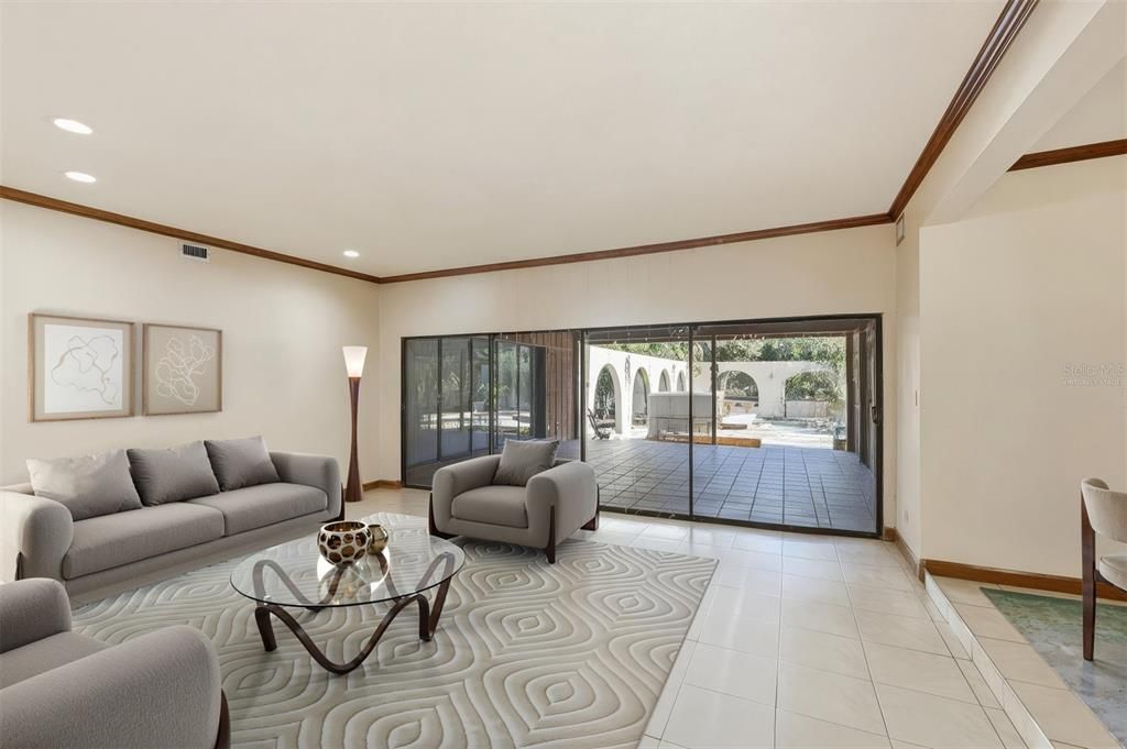 For Sale: $878,500 (6 beds, 3 baths, 5514 Square Feet)