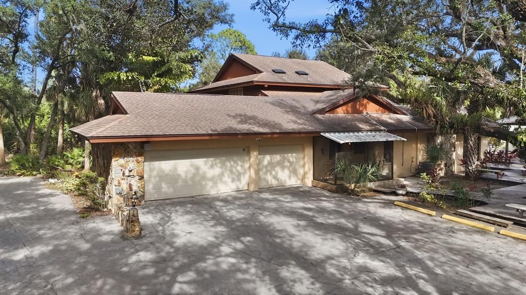 For Sale: $878,500 (6 beds, 3 baths, 5514 Square Feet)