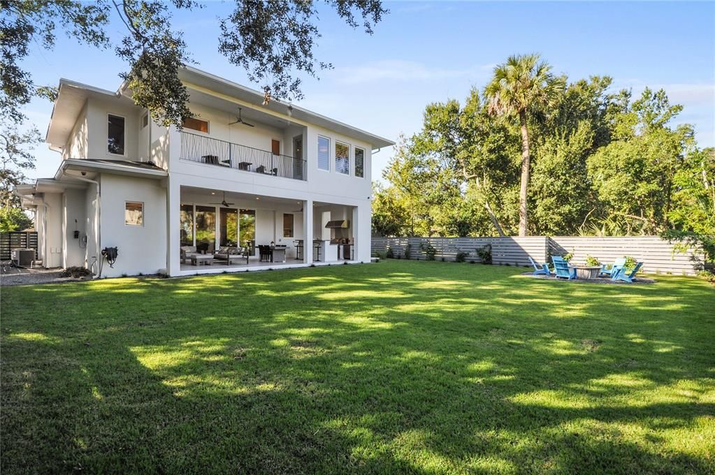 For Sale: $1,800,000 (4 beds, 4 baths, 3567 Square Feet)