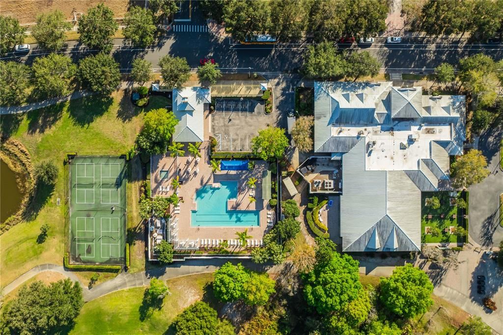 Activo con contrato: $380,000 (4 camas, 3 baños, 2175 Pies cuadrados)