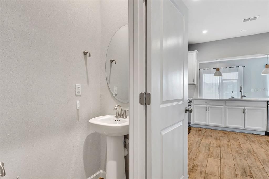 待售: $450,000 (3 贝兹, 2 浴室, 1747 平方英尺)