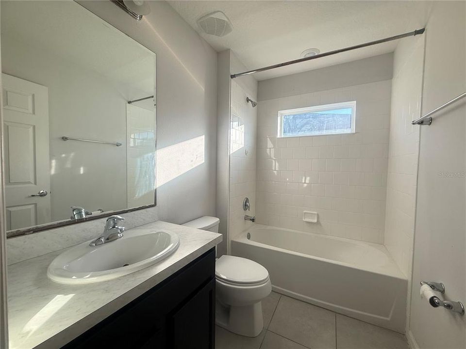 For Rent: $2,600 (5 beds, 3 baths, 2810 Square Feet)