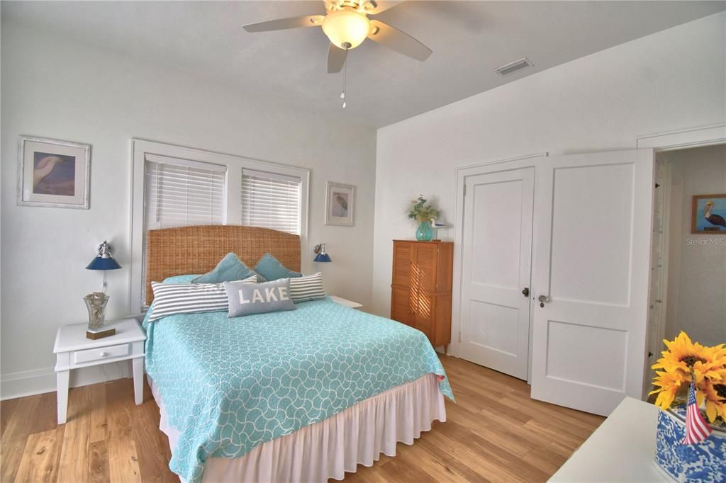 For Sale: $595,000 (3 beds, 2 baths, 1740 Square Feet)