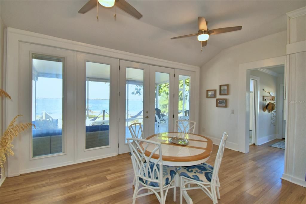For Sale: $595,000 (3 beds, 2 baths, 1740 Square Feet)
