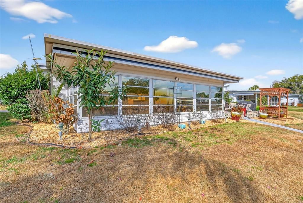 На продажу: $299,900 (3 спален, 2 ванн, 1248 Квадратных фут)