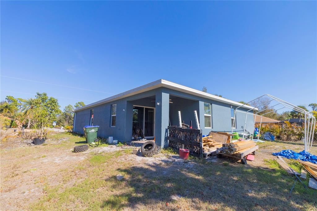 Active With Contract: $245,000 (3 beds, 2 baths, 1729 Square Feet)