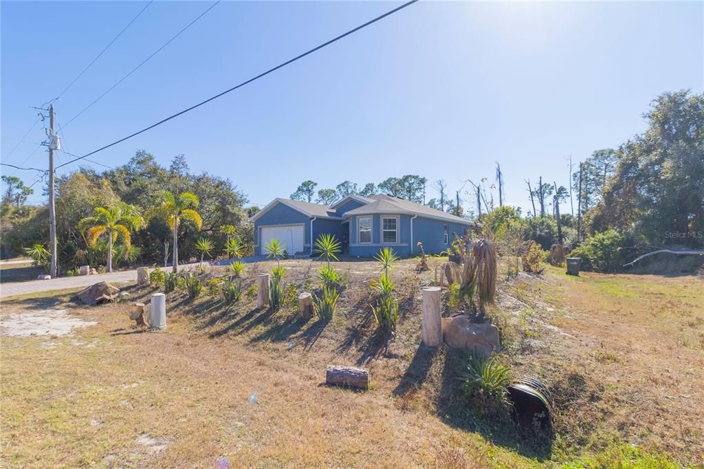Active With Contract: $245,000 (3 beds, 2 baths, 1729 Square Feet)
