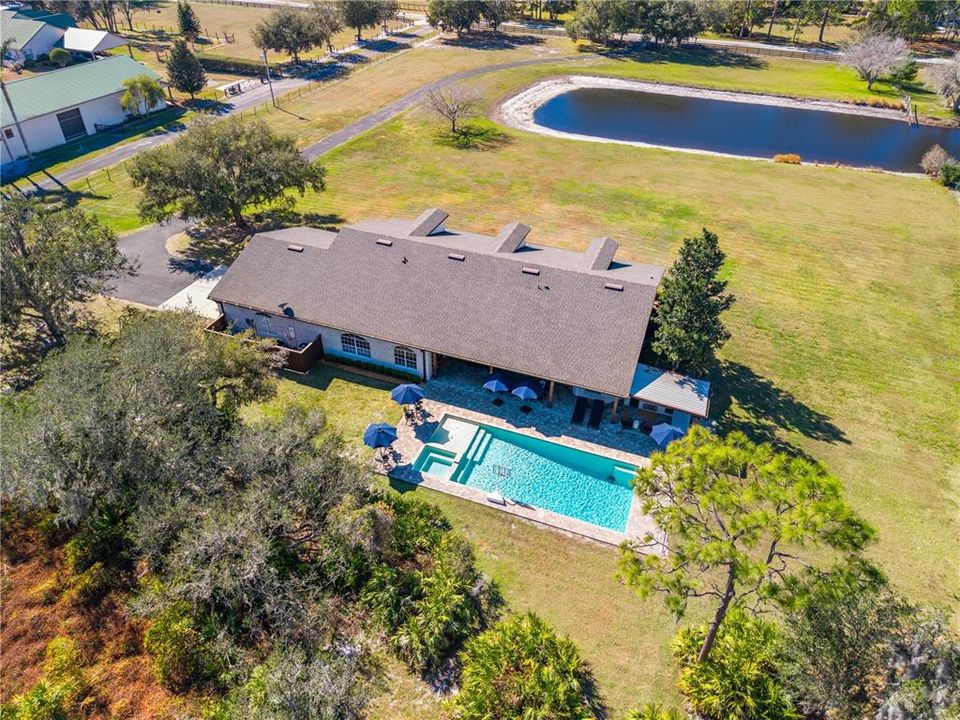 En Venta: $1,100,000 (4 camas, 3 baños, 3189 Pies cuadrados)