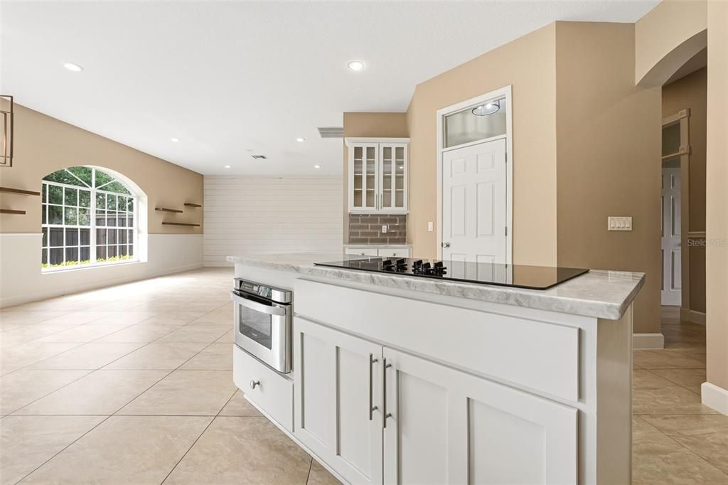En Venta: $1,100,000 (4 camas, 3 baños, 3189 Pies cuadrados)