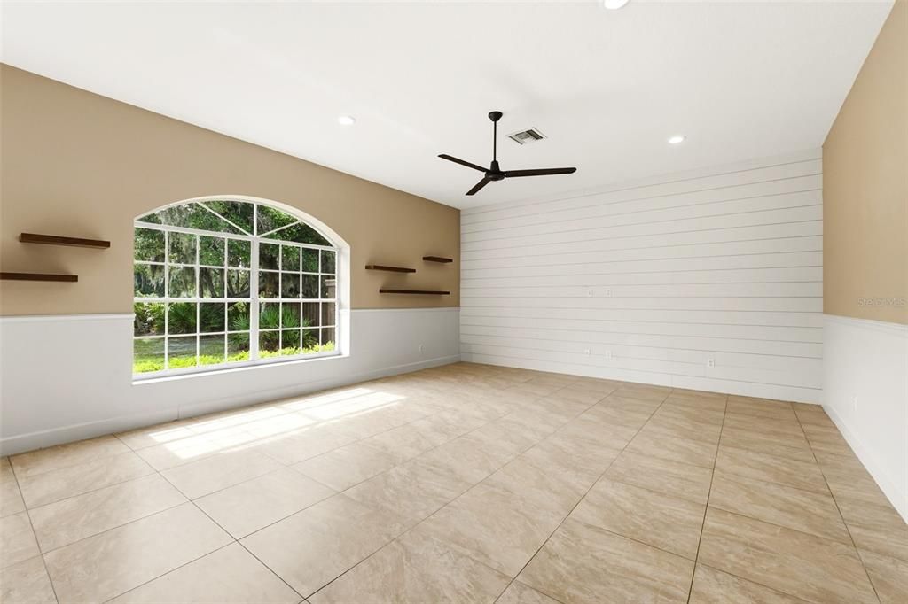 En Venta: $1,100,000 (4 camas, 3 baños, 3189 Pies cuadrados)
