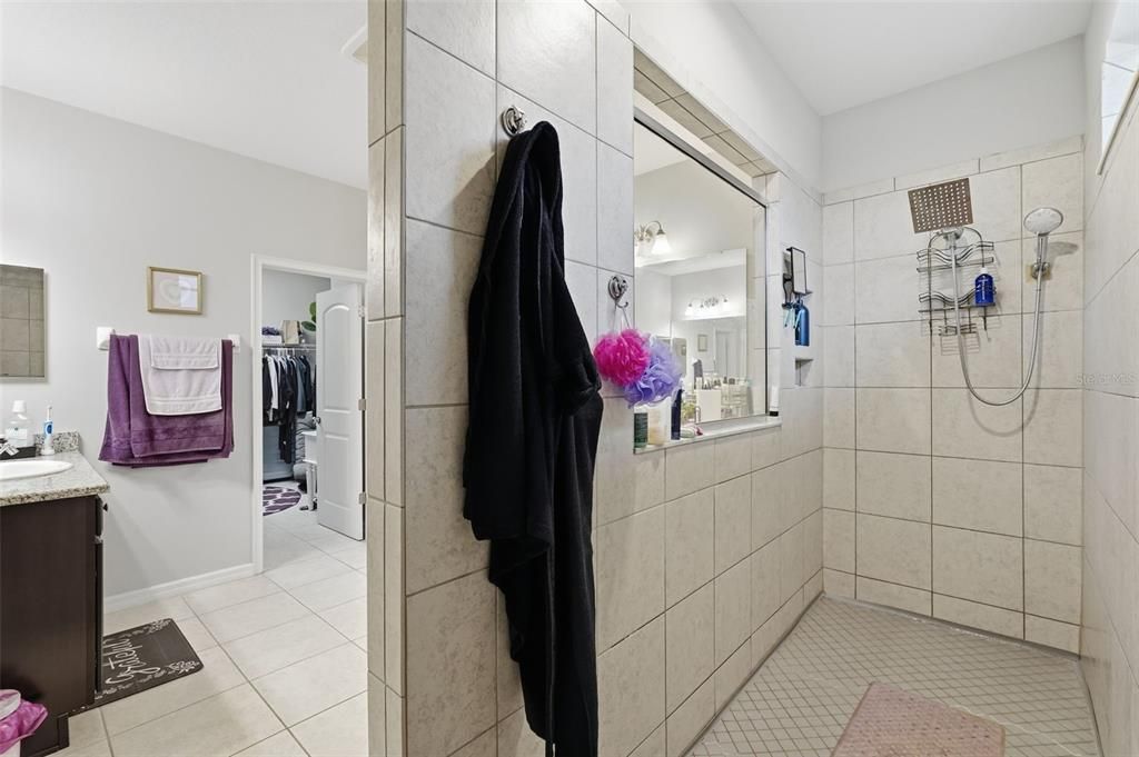 For Sale: $495,900 (4 beds, 4 baths, 3330 Square Feet)