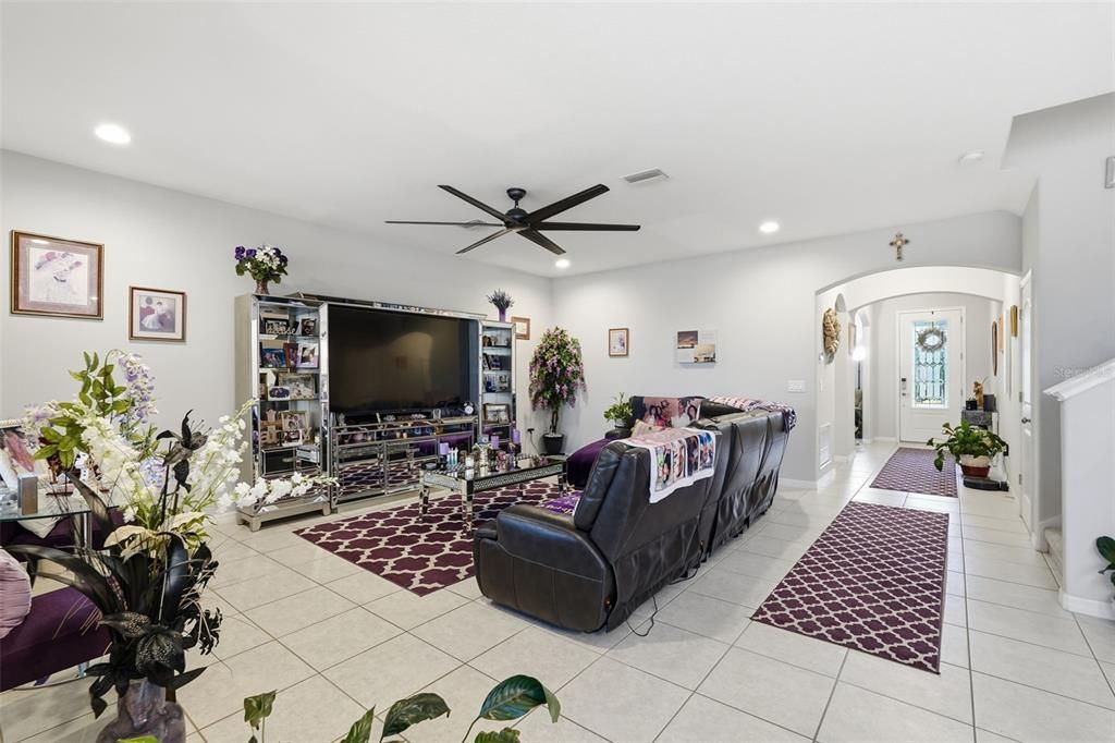 For Sale: $495,900 (4 beds, 4 baths, 3330 Square Feet)
