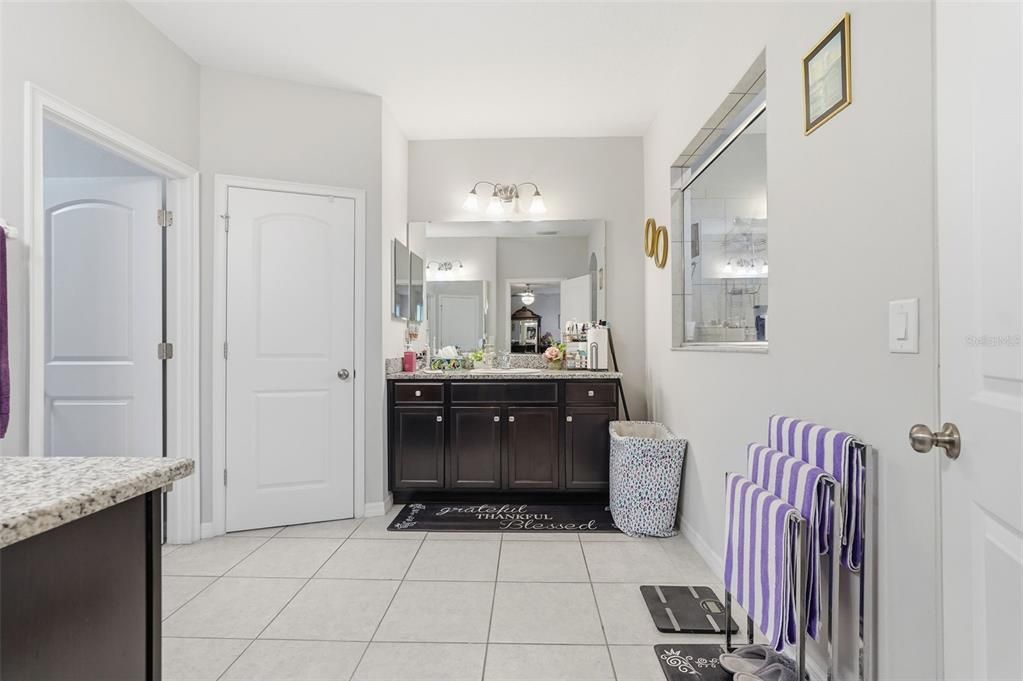 For Sale: $495,900 (4 beds, 4 baths, 3330 Square Feet)