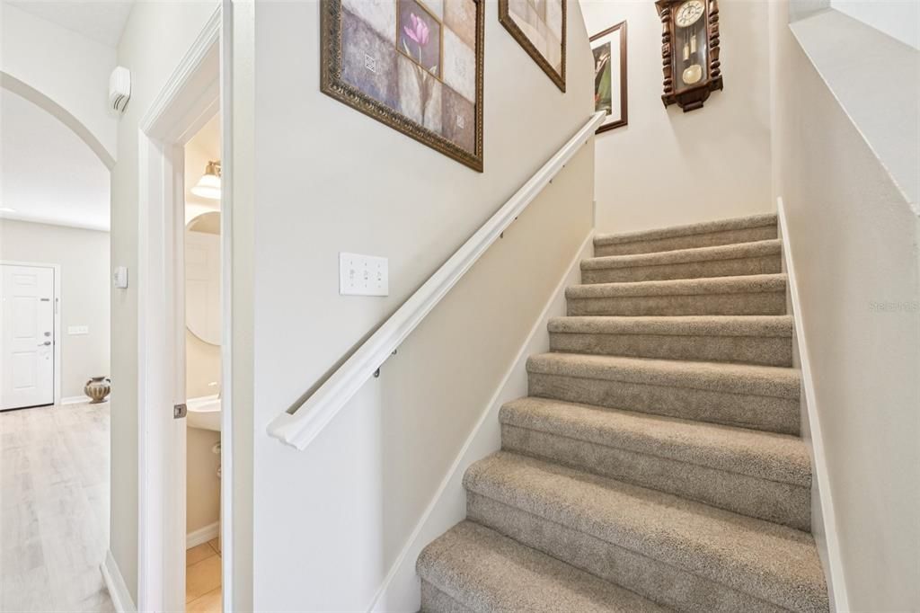 For Sale: $230,000 (2 beds, 2 baths, 1429 Square Feet)