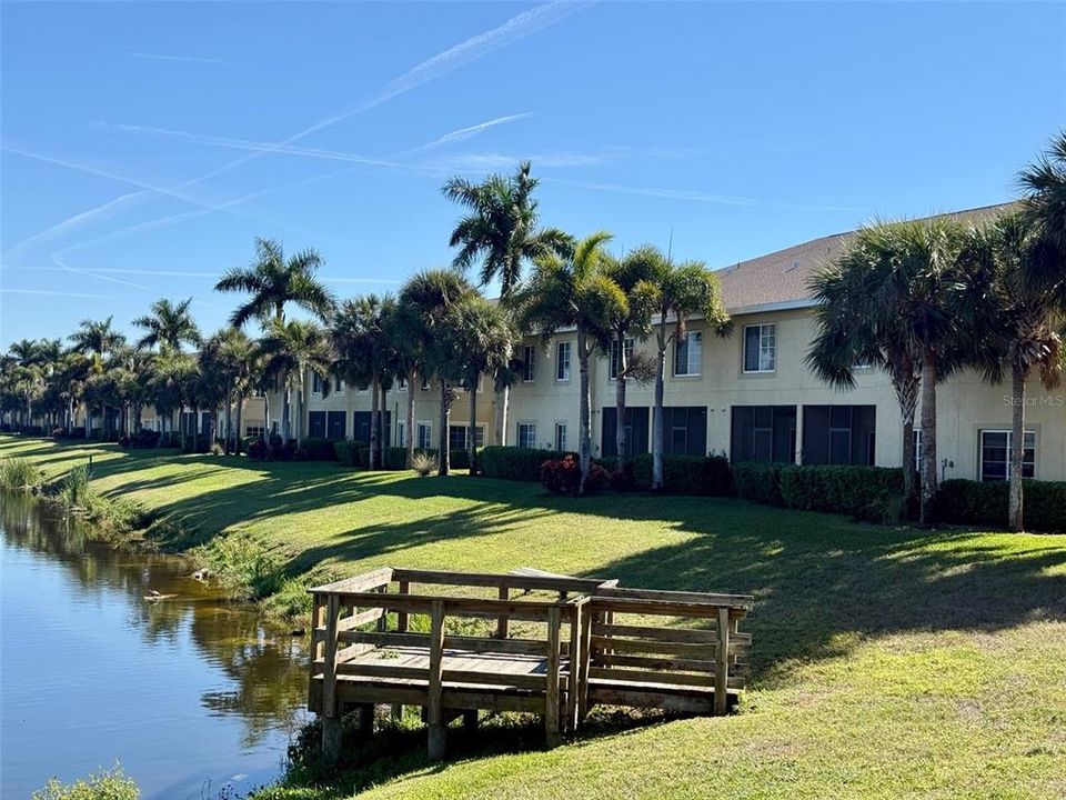 For Sale: $230,000 (2 beds, 2 baths, 1429 Square Feet)