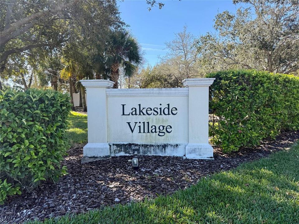For Sale: $230,000 (2 beds, 2 baths, 1429 Square Feet)