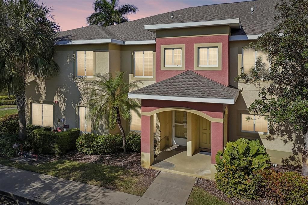 For Sale: $230,000 (2 beds, 2 baths, 1429 Square Feet)